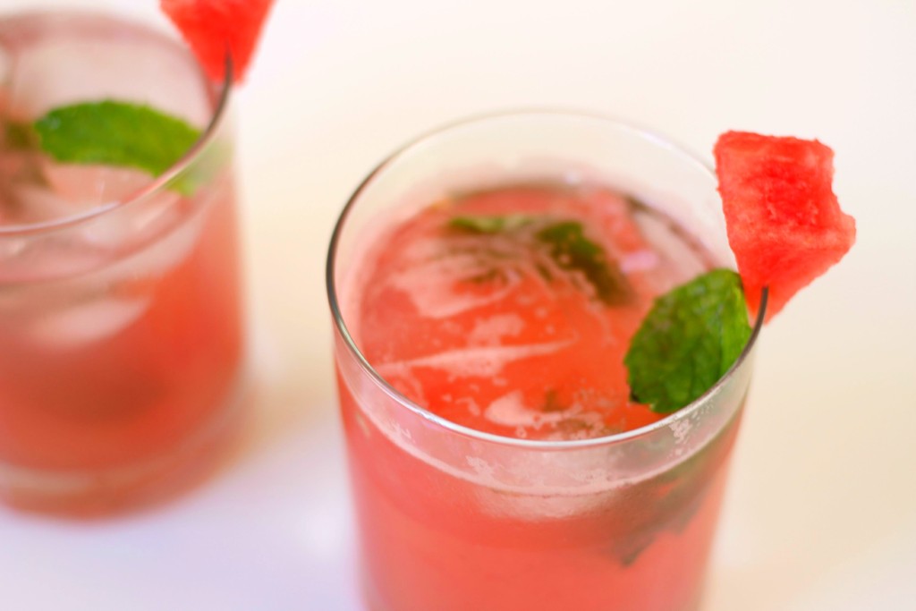 Watermelon Mint Cocktail Recipe by Twinspiration at http://twinspiration.co/watermelon-mint-cocktail/