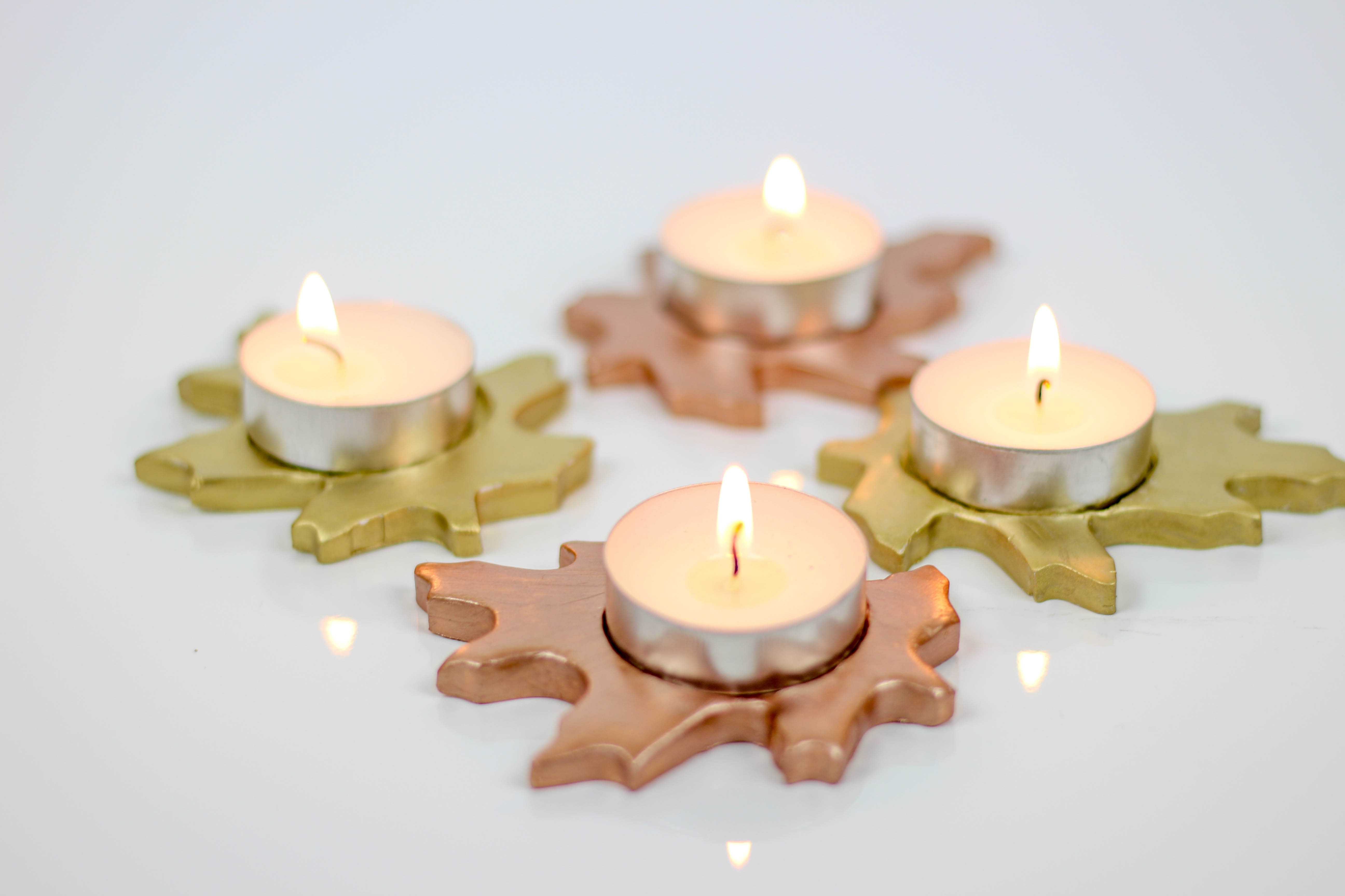 DIY Metallic Leaf Votive Candle Holders by Twinspiration