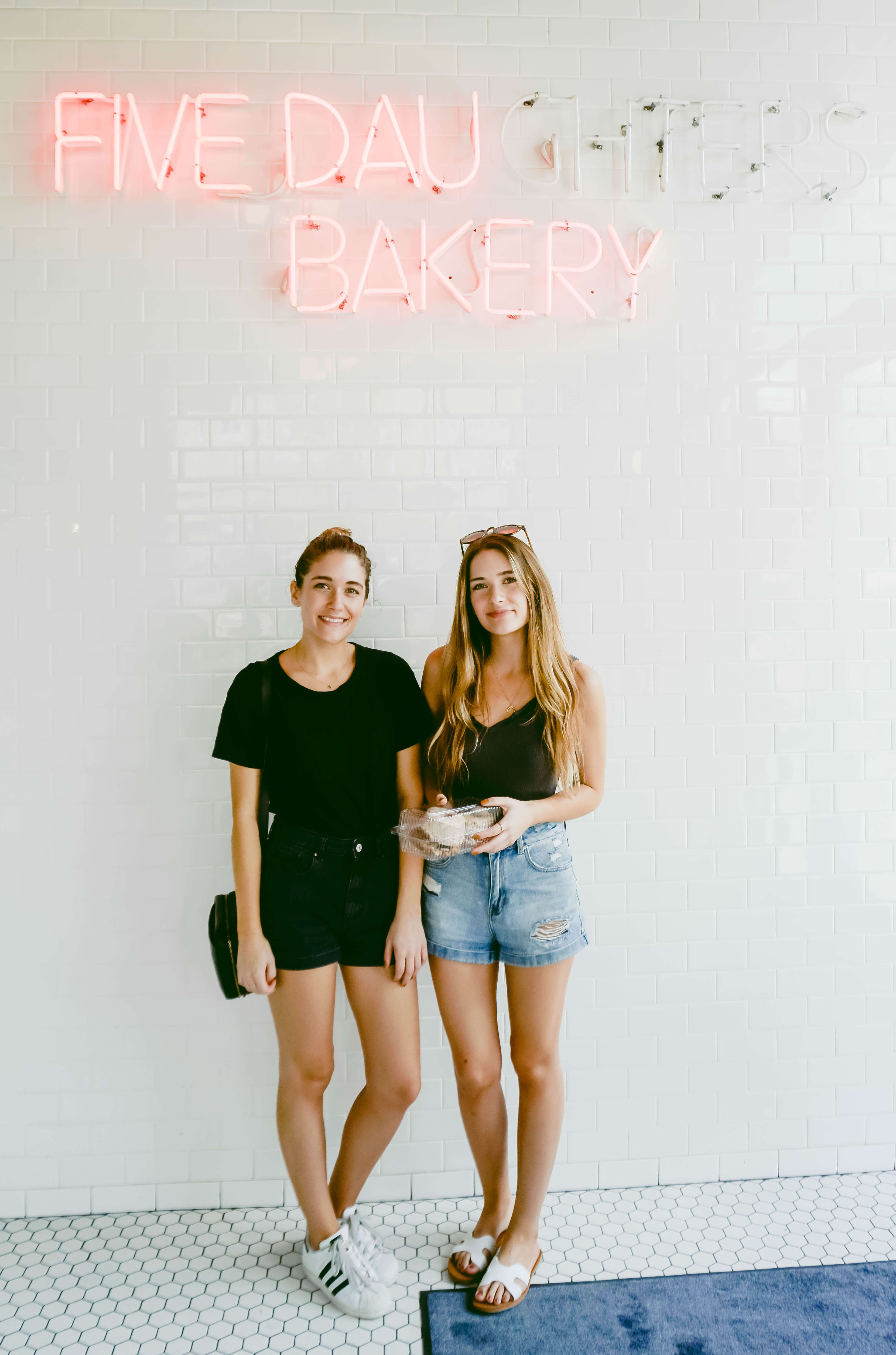 Sweet Eats: Five Daughters Bakery | Twinspiration