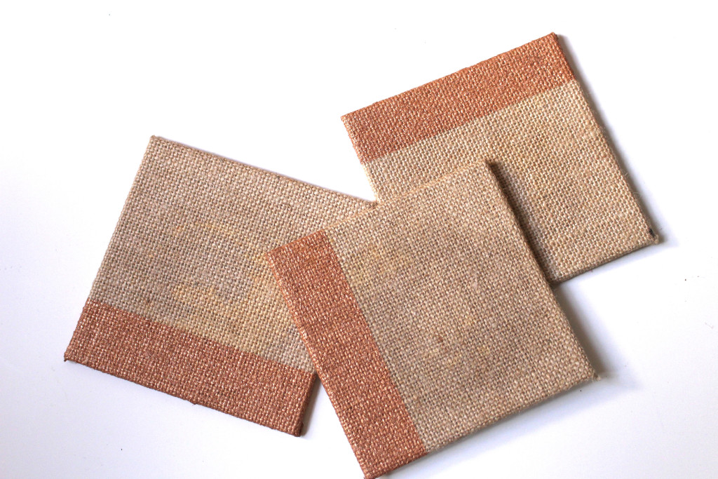 DIY Copper and Burlap Coasters by Twinspiration at https://twinspiration.co/copper-burlap-coasters/ 