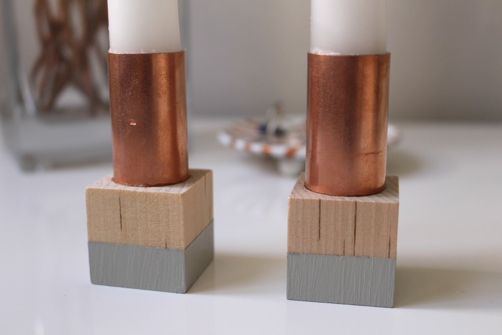 DIY Copper & Wood Block Candlesticks by Twinspiration at https://twinspiration.co/diy-copper-candlesticks/