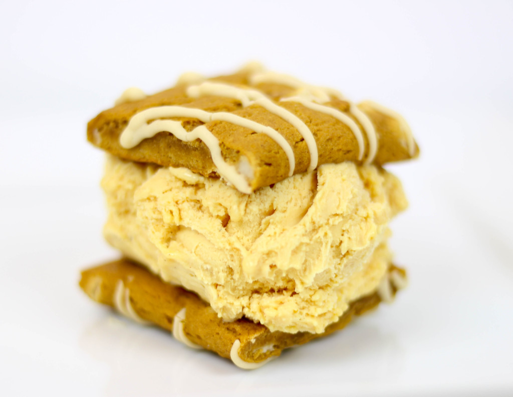 Reduced Guilt Pumpkin Ice Cream Sandwich by Twinspiration