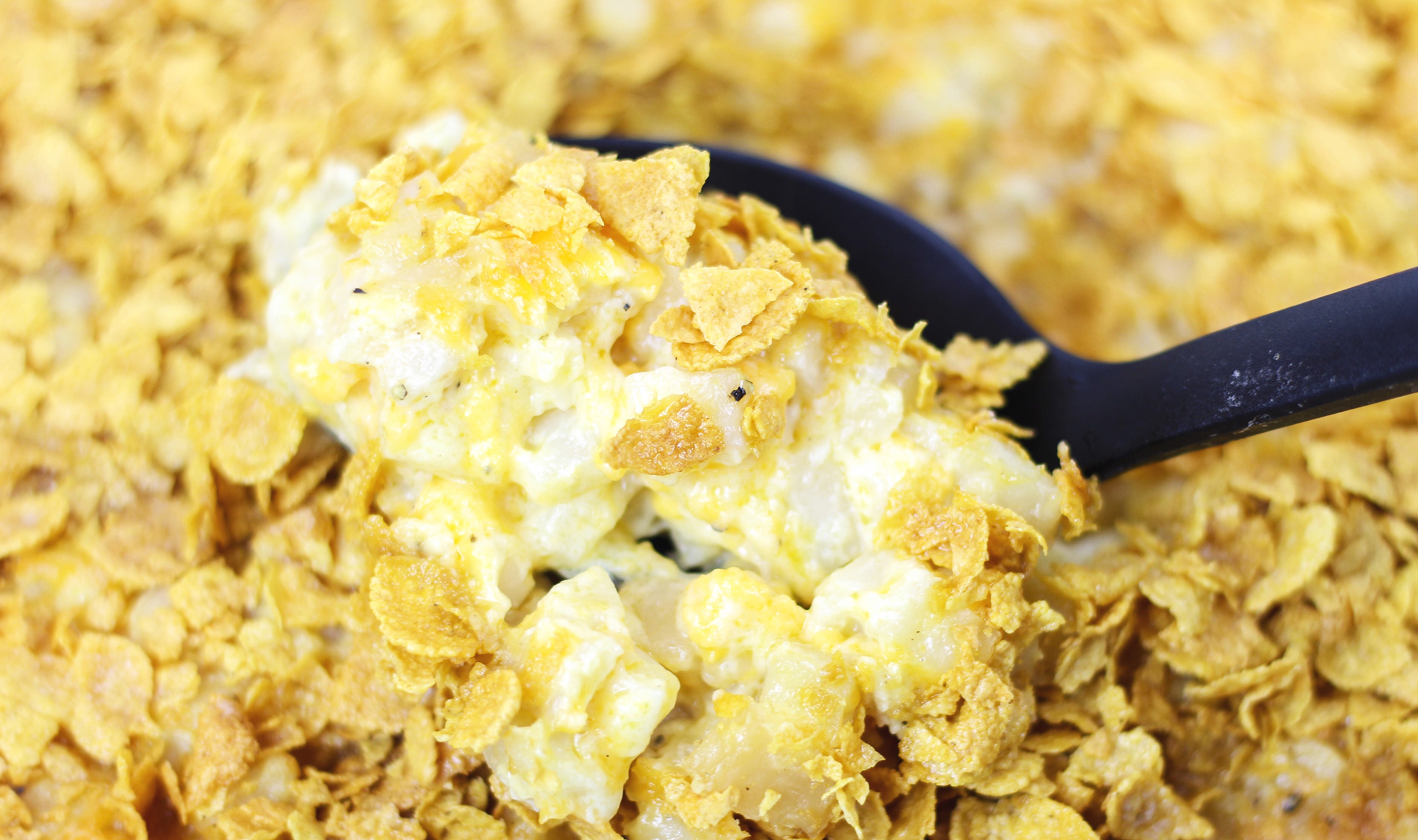 Cornflake Topped Cheesy Potatoes by Twinspiration