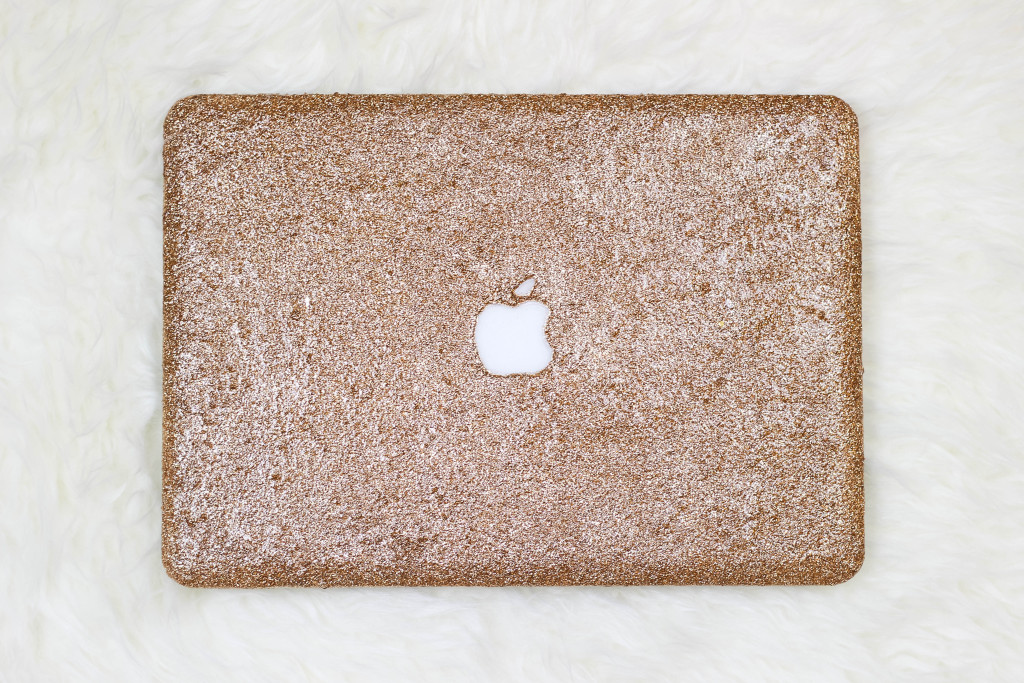 DIY Glitter Computer Case by Twinspiration