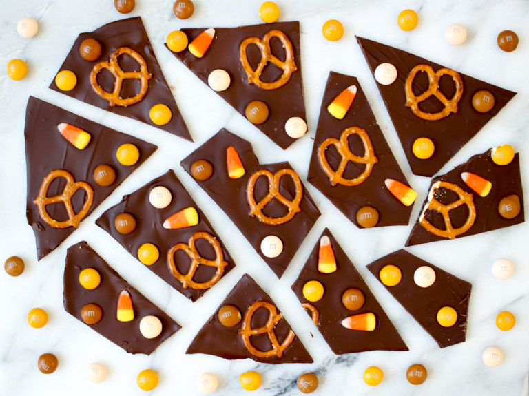 Halloween Bark | Twinspiration