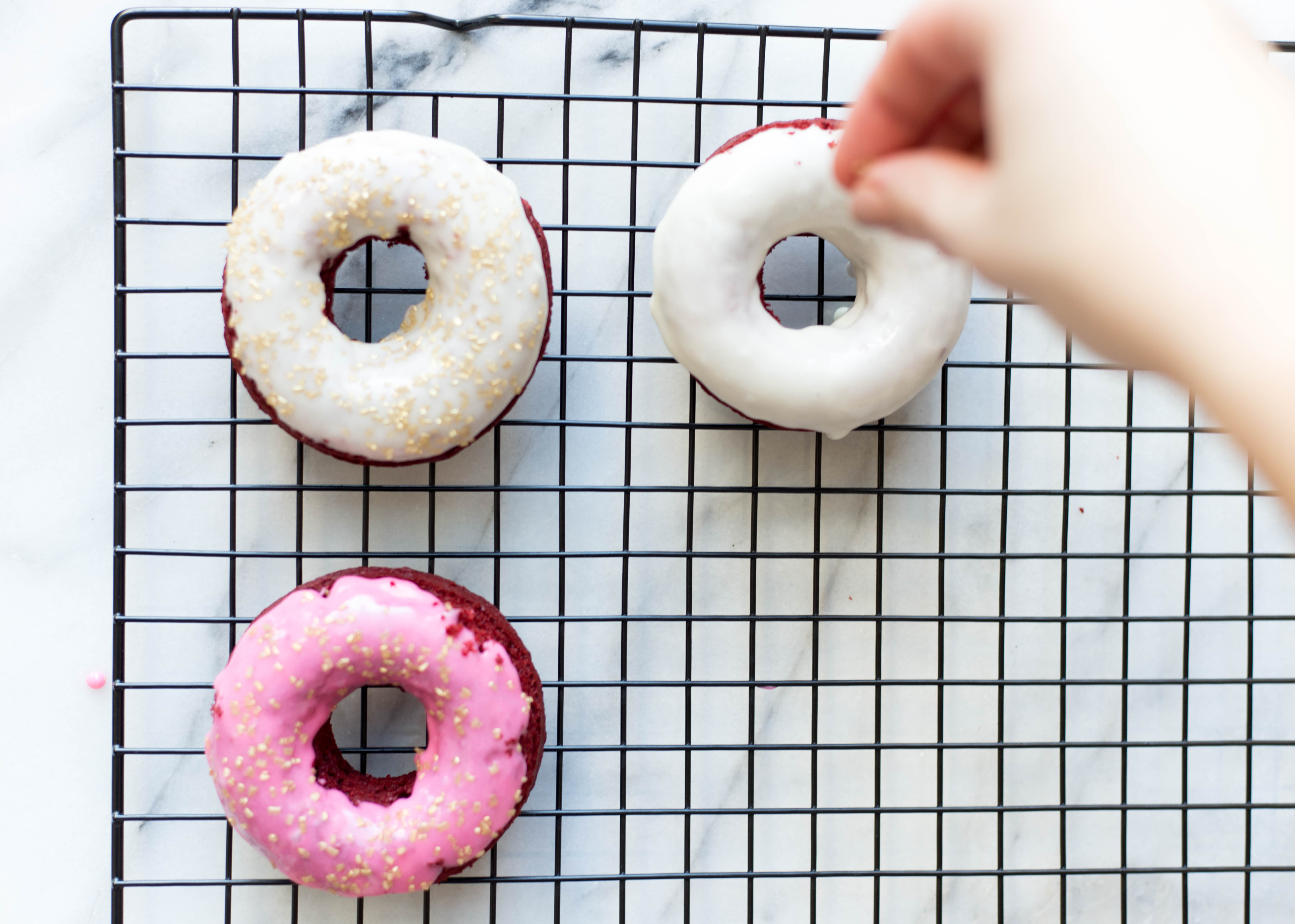 Easy Cake Donuts | Twinspiration