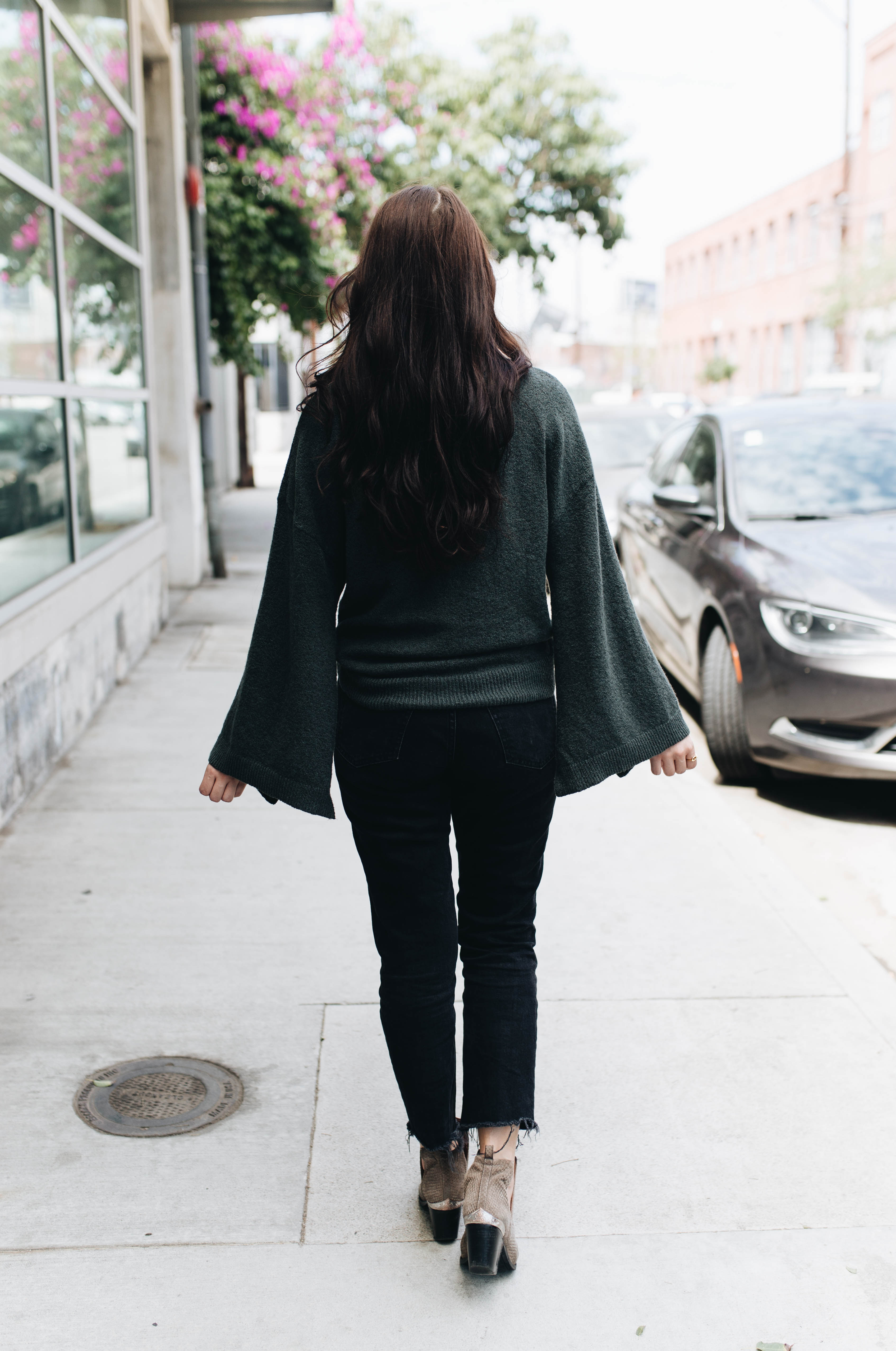 Bell Sleeves & Boots | Twinspiration 