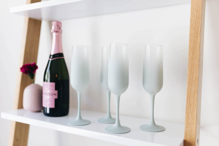 DIY Vintage Frosted Glassware | Twinspiration