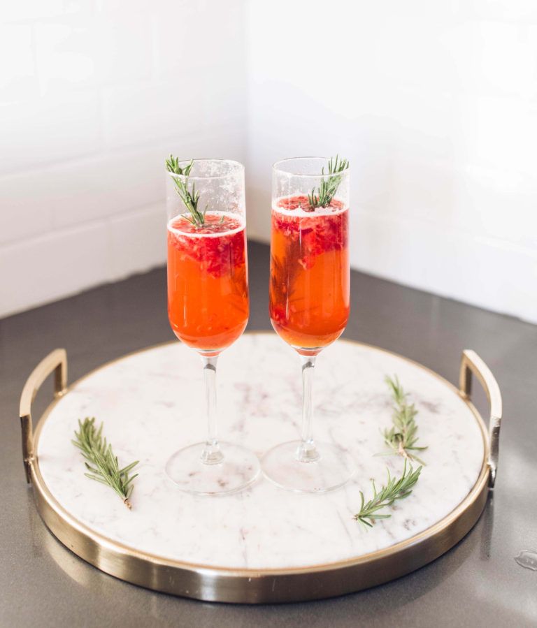 Rosemary Winter Cocktail Recipe | Twinspiration