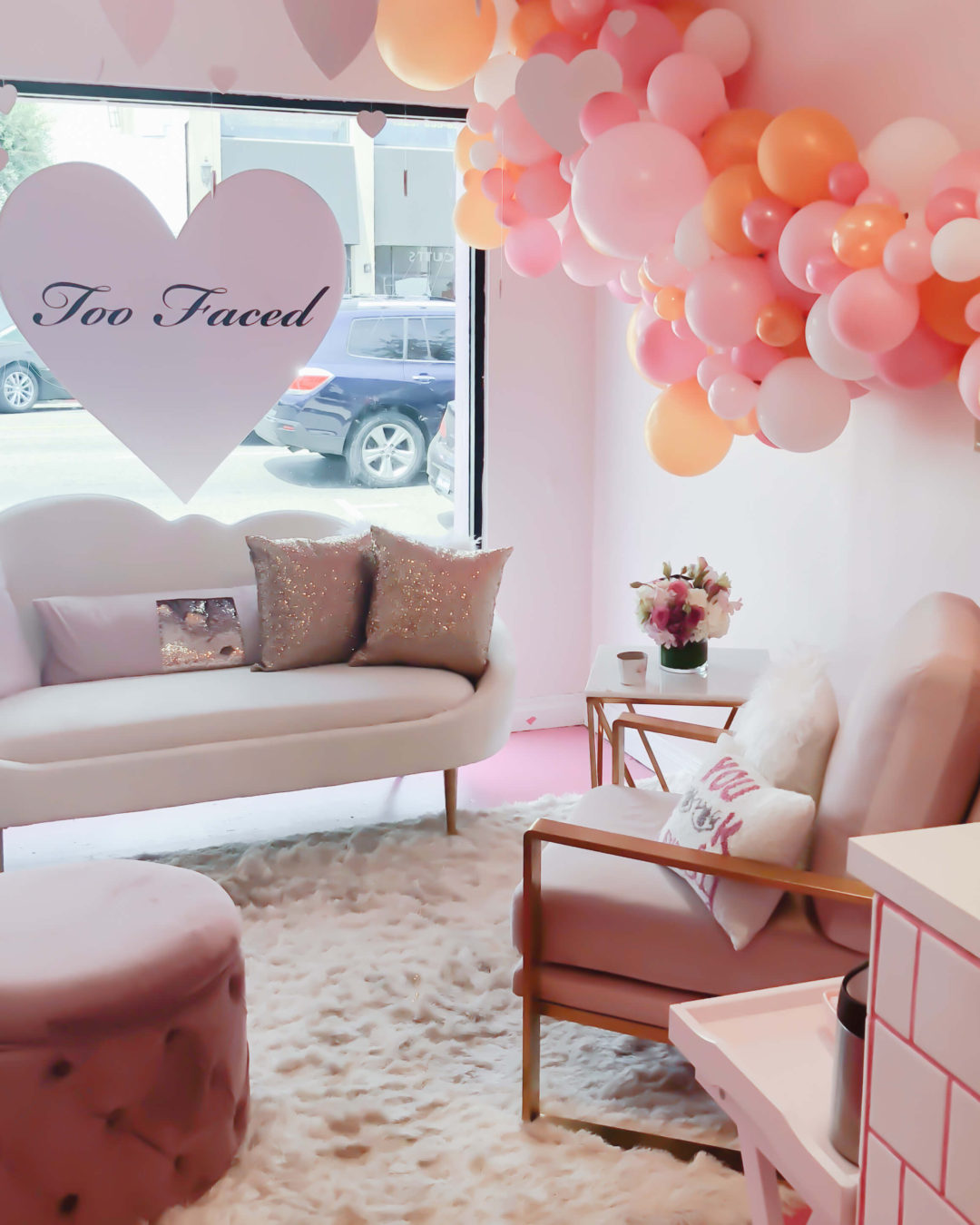 Too Faced Pop-Up | Twinspiration