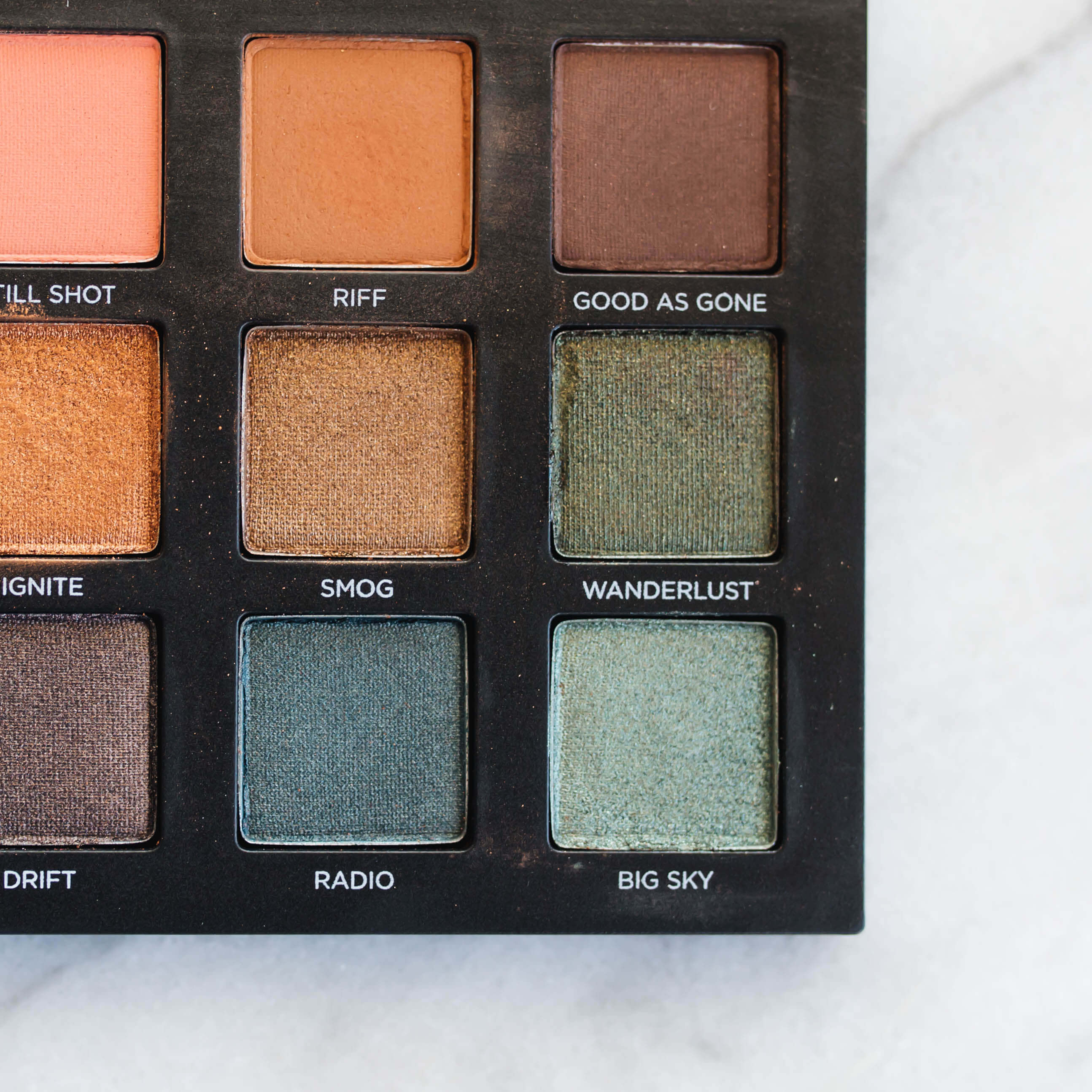 Urban Decay Born to Run Palette Review + Swatches | Twinspiration