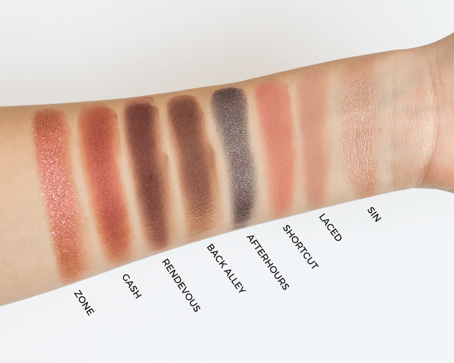 Urban Decay Shortcut Palette Swatches | Twinspiration