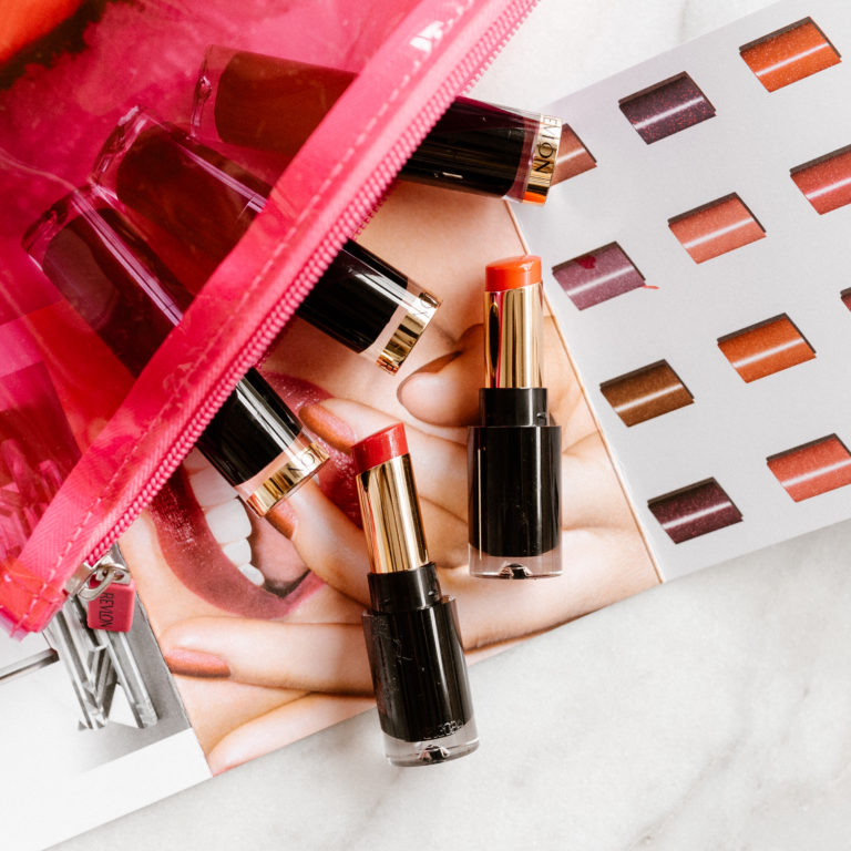 REVLON SUPER LUSTROUS GLASS SHINE LIPSTICKS REVIEW + SWATCHES | Twinspiration