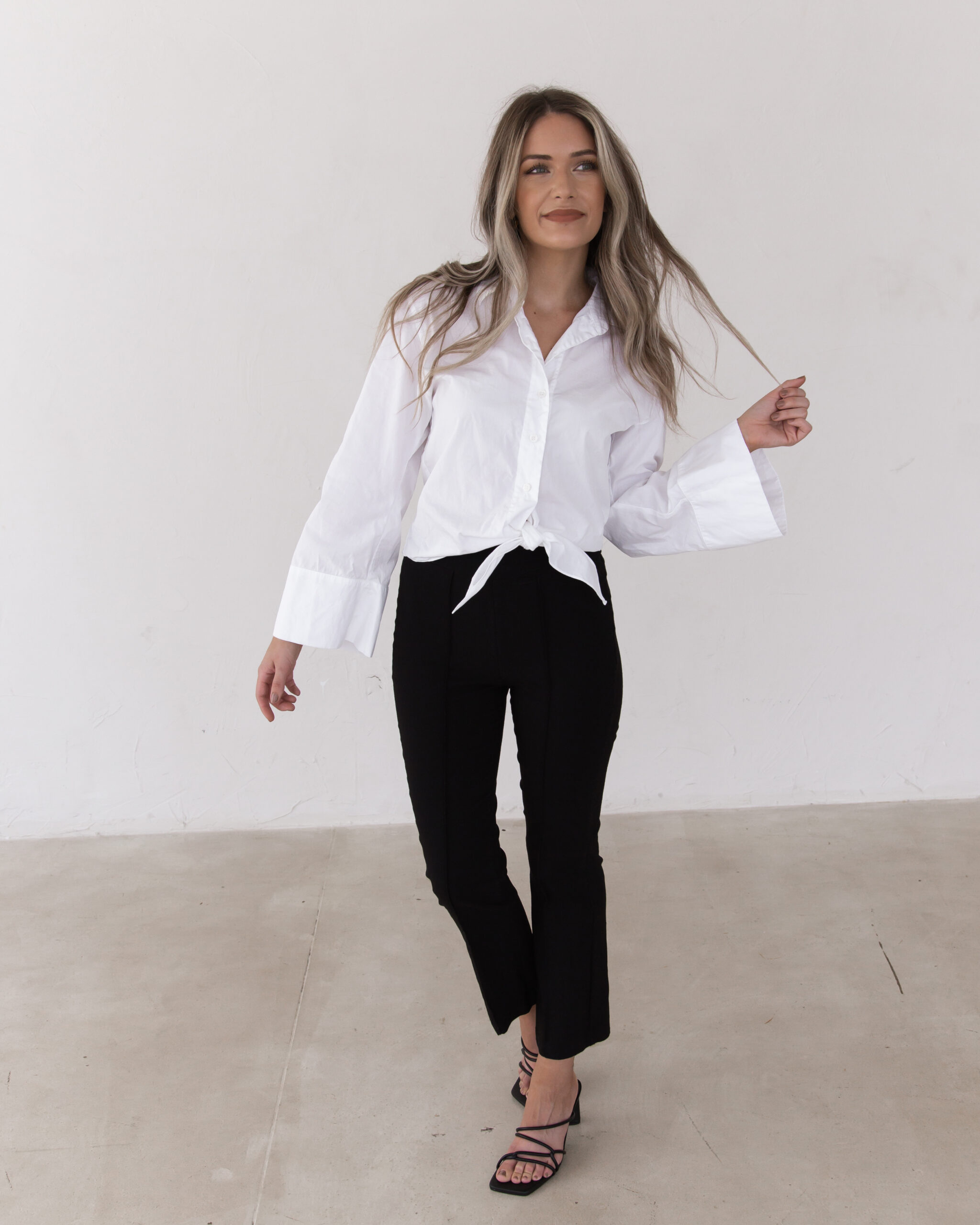 The Perfect White Button Up | Twinspiration