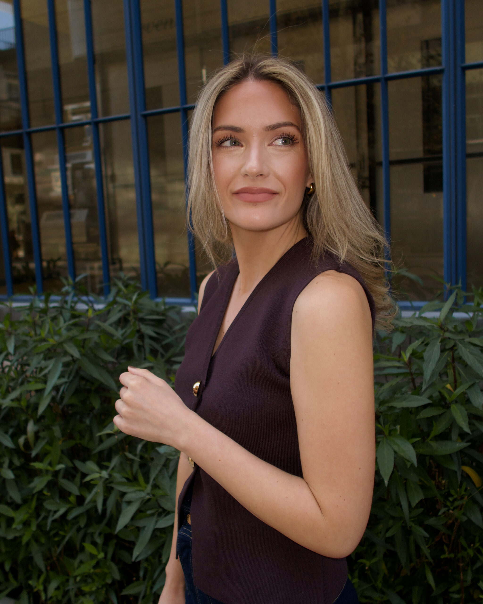 Flared Denim Is Back | @thegarsowtwins