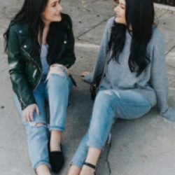 One Piece, Two Ways: Vintage Jeans | Twinspiration