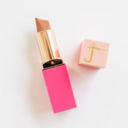 Juvia's Place Velvety Matte Lipstick Review | Twinspiration