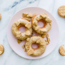 Peanut Butter & Jelly Cake Donuts | Twinspiration