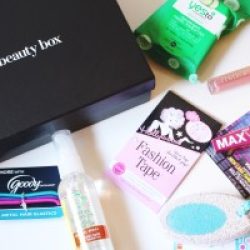 Target Beauty Box | Summer 2015 by Twinspiration: https://twinspiration.co/target-beauty-box-summer-2015/