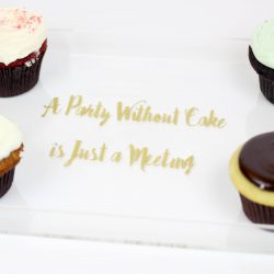 DIY Cupcake Tray by Twinspiration