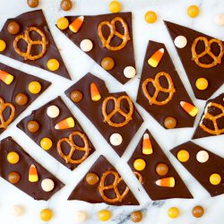 Halloween Bark | Twinspiration