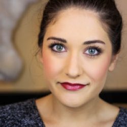 Natural Glam Holiday Makeup feat. NEUTROGENA